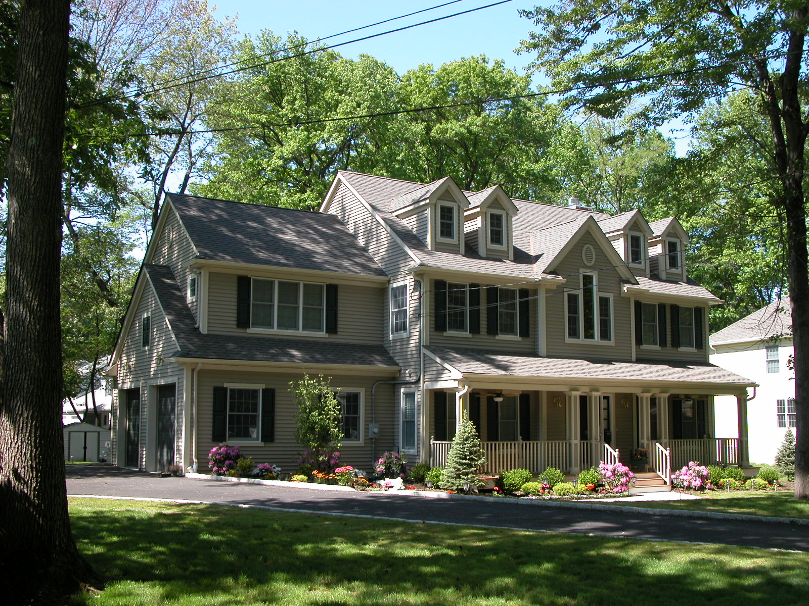 Crestwood GC ARCHITECTURE, LLC